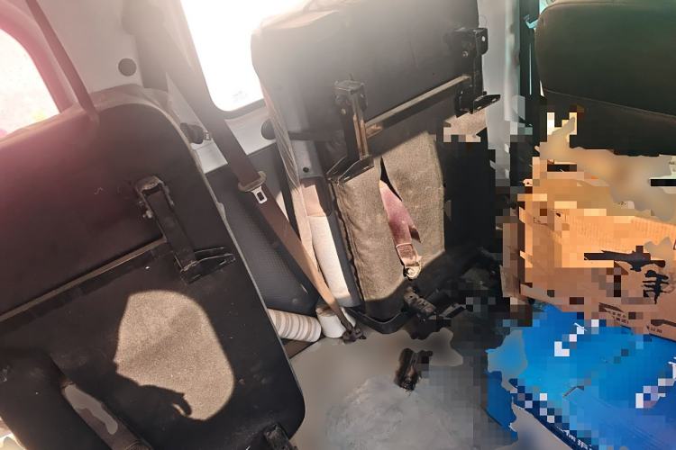 Used Wuling Yangguang 2024 300km Comfort-Grade Passenger Van 60kW
