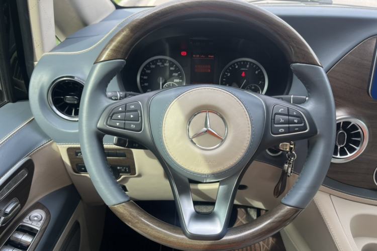 Used Mercedes-Benz Vito 2021 2.0T Business Version 7 Seats
