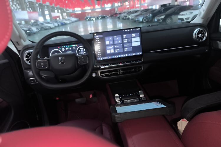 Used Tank 300 New Energy 2025 Hi4-T
