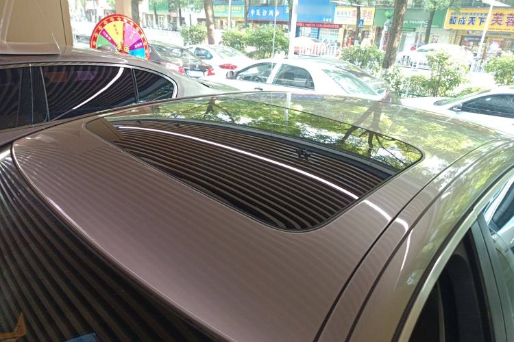 Used BMW 5 Series 2017 525Li Leading Model
