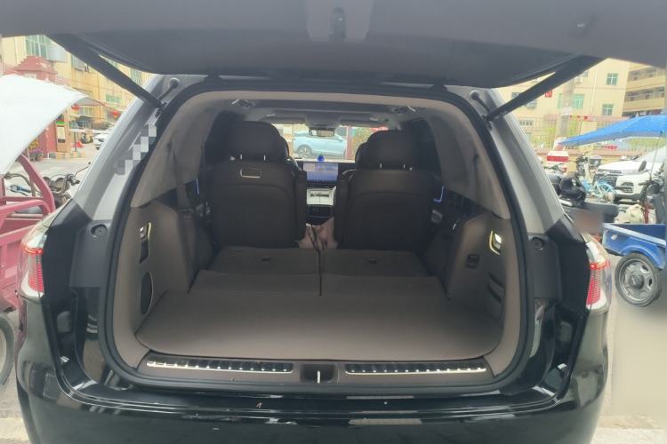 Used Hima AITO M9 2025 Extended-Range Ultra Version 52 kWh 6-Seater
