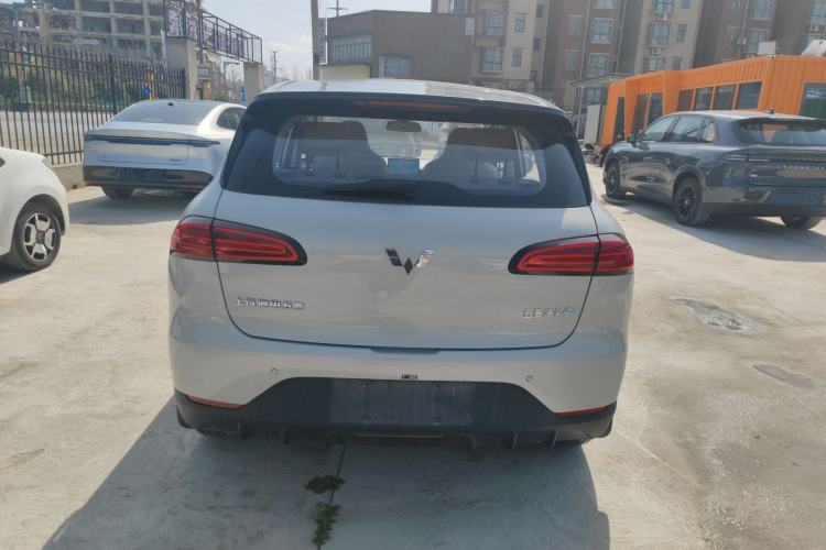 Used Wuling Bingo PLUS 2024 330 km Range Five-Seater Version