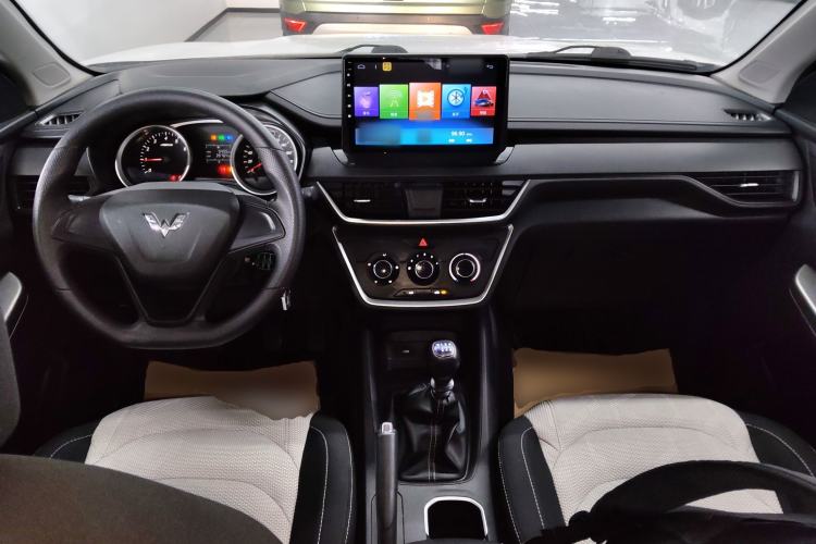 Used Wuling Hongguang S3 2018 1.5L Manual Standard Version China V Standard