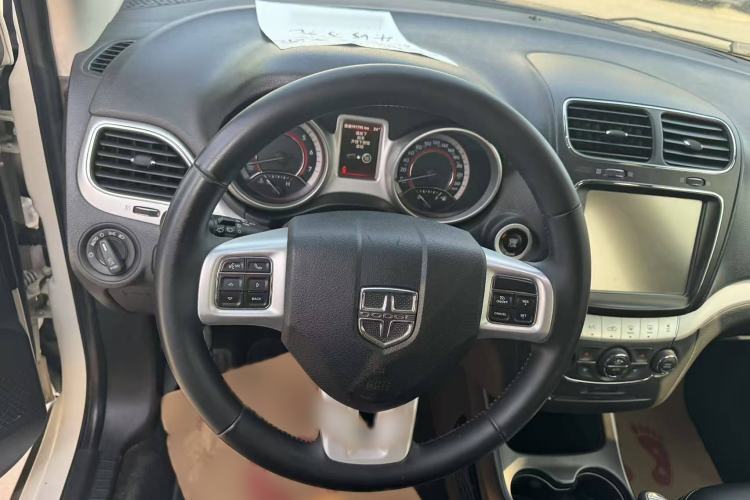 Used Dodge Journey 2014 2.4L Two-Wheel Drive Touring Edition
