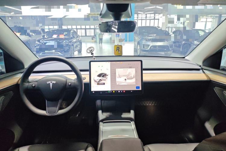 Used Tesla Model Y 2022 Rear-Wheel-Drive Version
