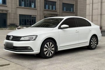 Used Volkswagen Sagitar 2017 230TSI Automatic Comfort Version