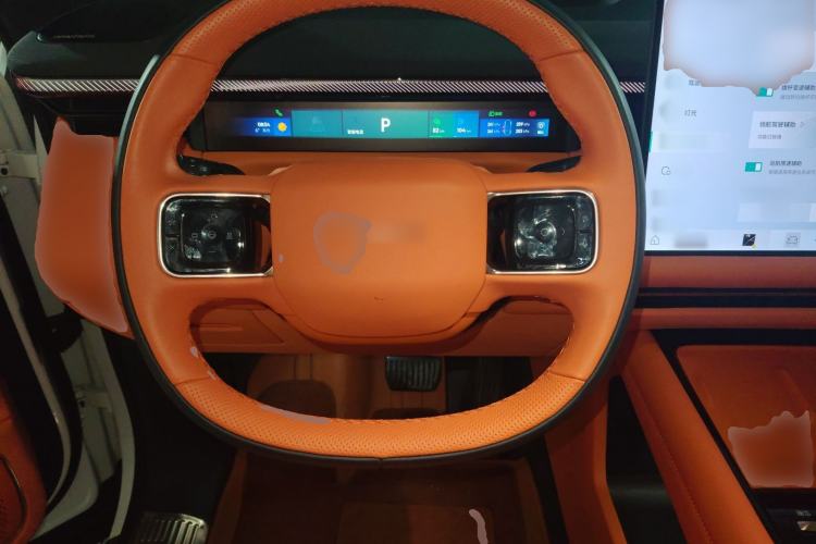 Used Lynk & Co 900 2025 1.5T Ultra
