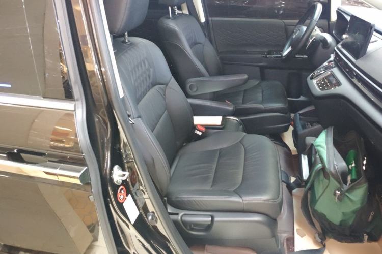 Used Honda Elysion 2022 2.0L eHEV Luxury Edition
