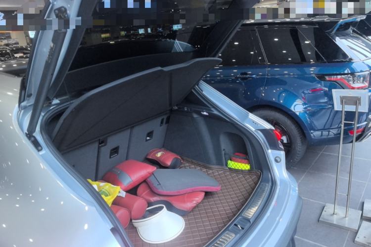 Used Porsche Macan 2022 Macan 2.0T
