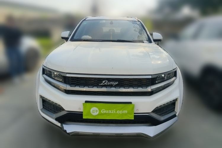 Used Zotye Domy X7 2017 1.8T Manual Luxury Model

