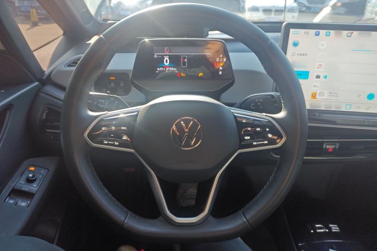 Used Volkswagen ID.3 2025 Smart Edition Outstanding Model
