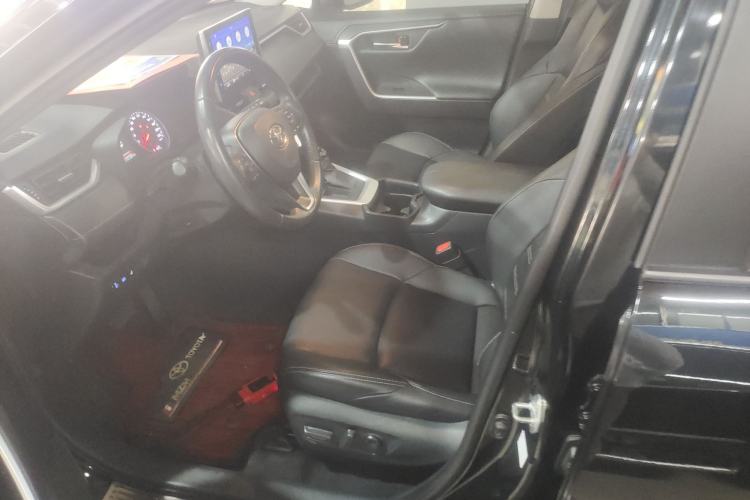 Used Toyota Wildlander 2021 2.0L CVT Two-Wheel Drive Luxury Edition