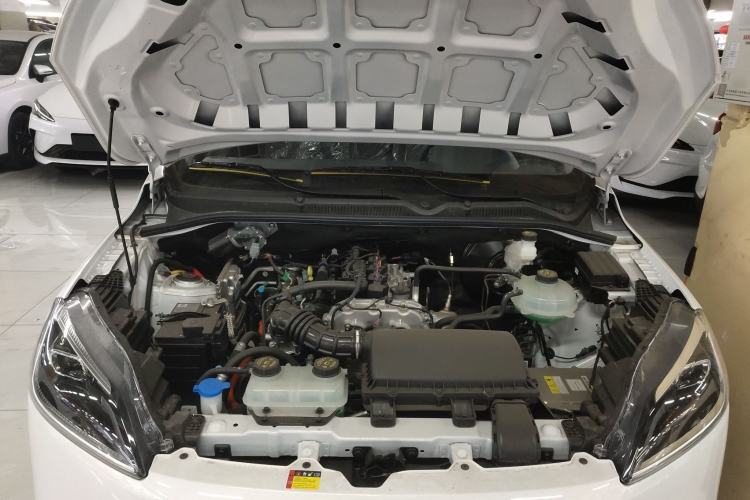 Used Wuling Hongguang New Energy 2025 Extended-Range Hybrid 50 km Utility Version
