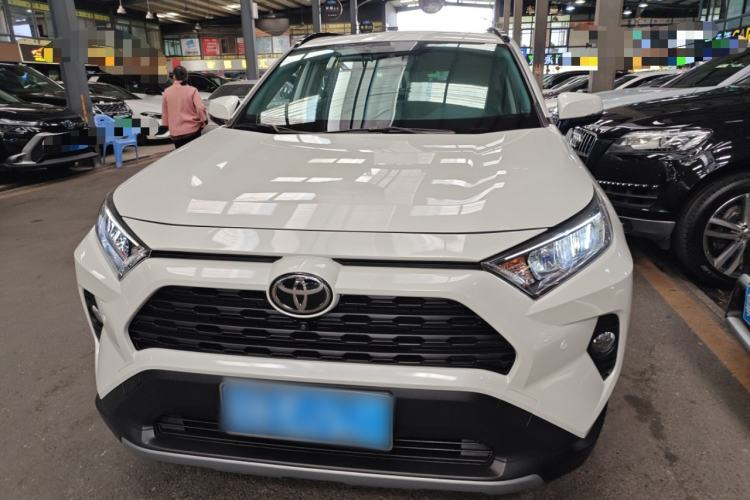 Used Toyota RAV4 2020 2.0L CVT Two-Wheel Drive Fashion Edition
