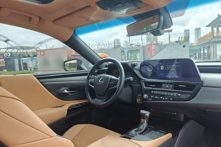 Used Lexus ES 2021 200 Excellence Edition
