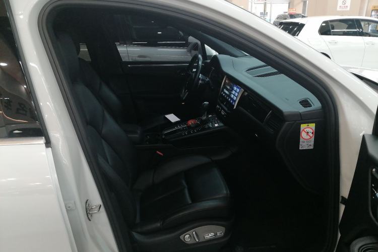 Used Porsche Macan 2016 Macan 2.0T
