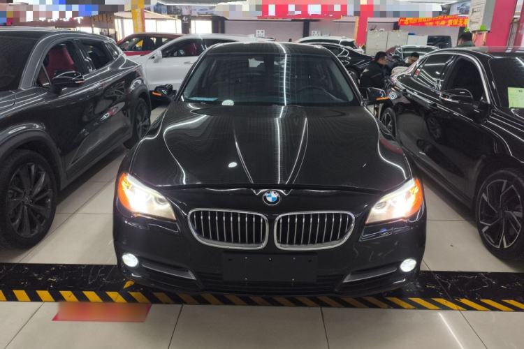 Used BMW 5 Series 2014 520Li Elegant Model
