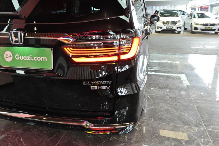 Used Honda Elysion 2022 2.0L eHEV Prestige Edition
