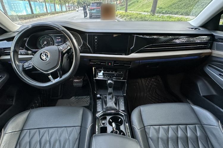 Used Volkswagen Passat New Energy 2020 430 PHEV Hybrid Luxury Edition China VI Standard
