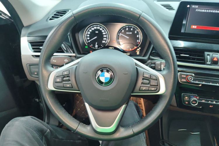 Used BMW X1 2020 sDrive25Li Leading Model
