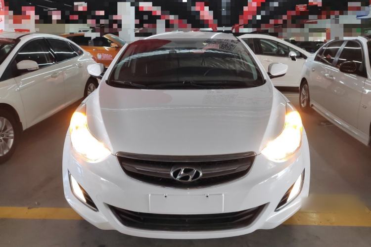 Used Hyundai Elantra 2015 1.6L Automatic Fashion Model