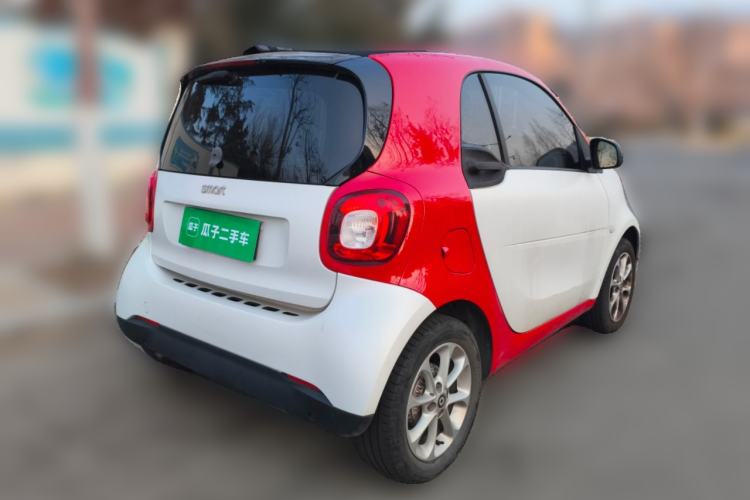 Used  fortwo 2018 1.0L 52kW Hardtop Dynamic Version China V
