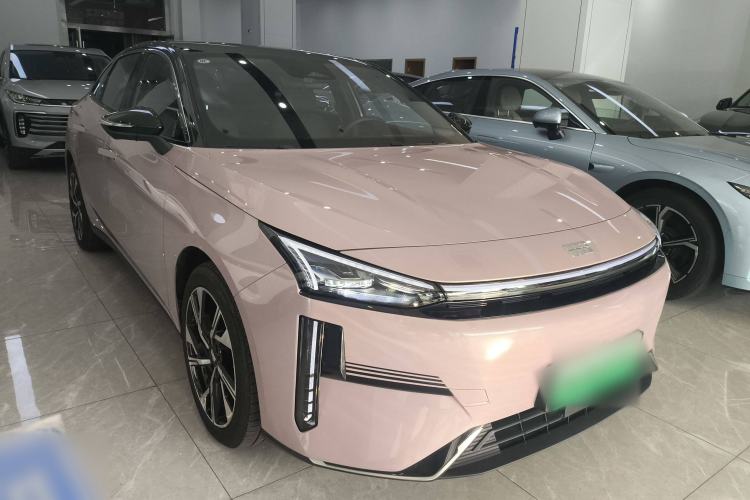 Used  L6 2024 125km Creative Edition
