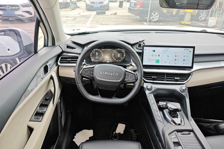 Used Lynk & Co 06 EM-P 2023 1.5T Remix PHEV Pro
