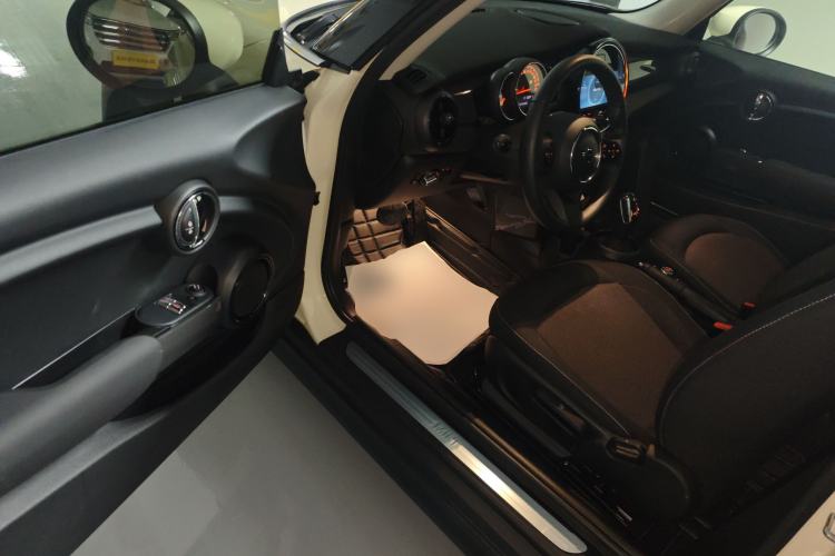 Used  MINI 2022 Updated 1.5T ONE