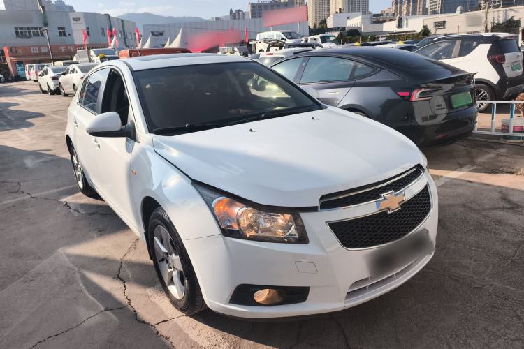 Used Chevrolet Cruze 2013 Hatchback 1.6L Automatic Luxury Model
