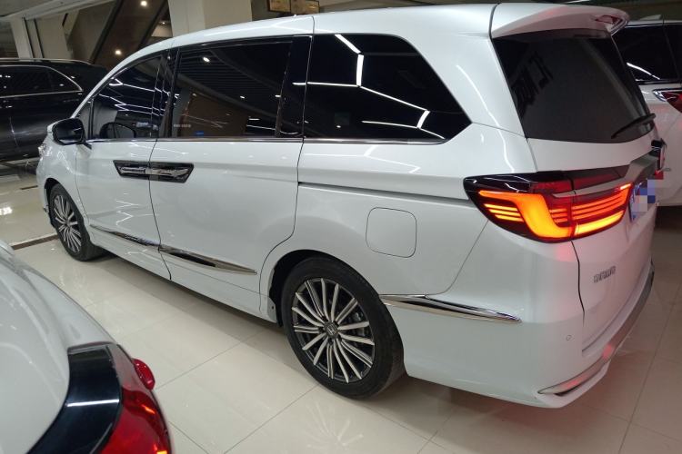 Used Honda Elysion 2024 2.0L eHEV Luxury Edition