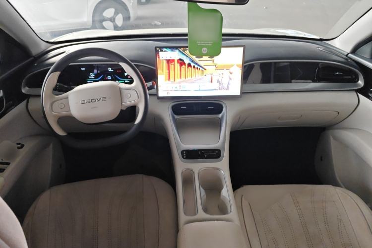 Used  Geome 2025 310km Dream Edition
