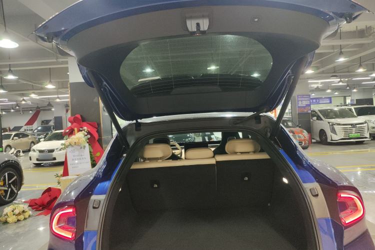 Used Xiaomi Auto YU7 2025 Ultra-Long Range High-Performance All-Wheel-Drive Max Edition