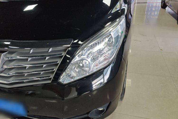 Used FORTHING Lingzhi PLUS 2022 Travel Edition 2.0L Manual Comfort Version 7 Seats