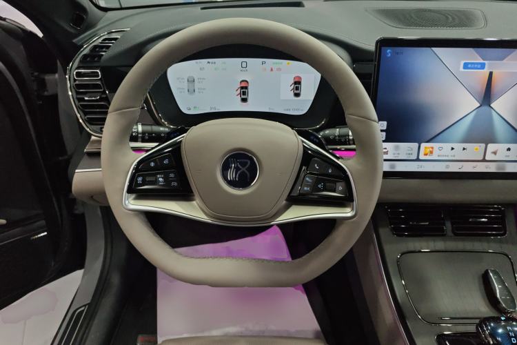 Used BYD Han 2025 EV with 701 km of Laser Radar-Enabled Intelligent Driving