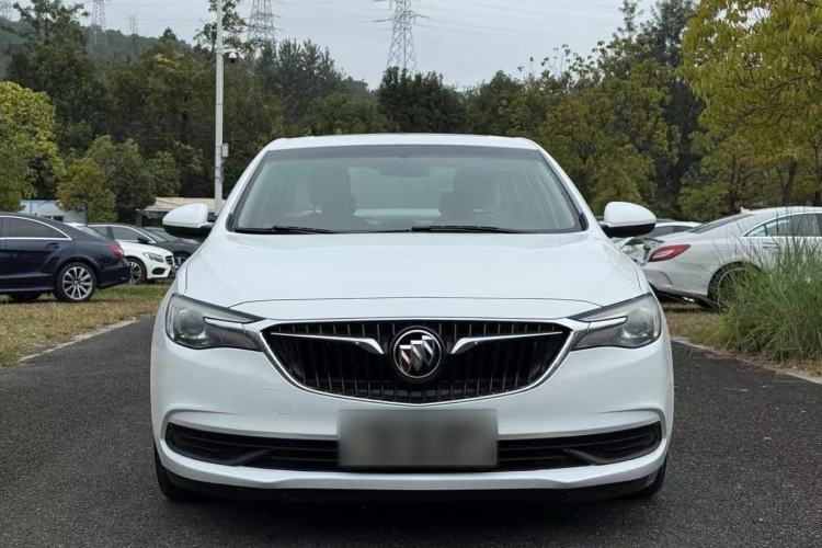 Used Buick GT 2018 15T Dual-Clutch Elite Model China V Standard
