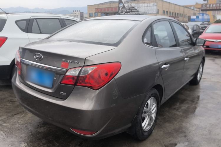 Used Hyundai Celesta 2011 1.6L Manual Luxury Model
