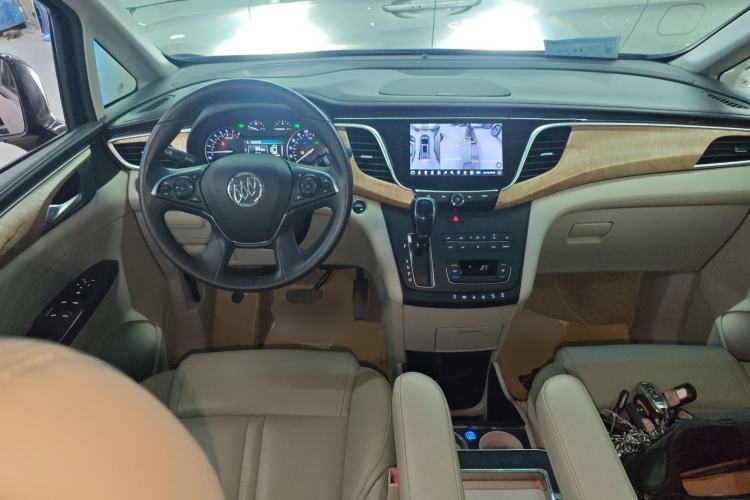 Used Buick GL8 2017 ES 28T Comfort Model China V Standard
