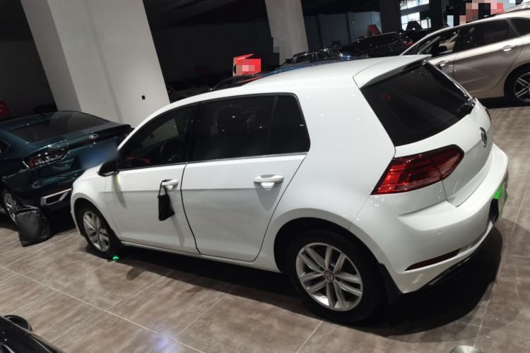 Used Volkswagen Golf 2018 1.6L Automatic Comfort Model
