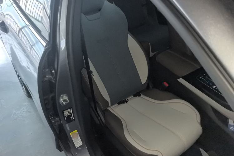 Used BYD Qin PLUS 2024 Honor Edition EV 420KM Beyond Model