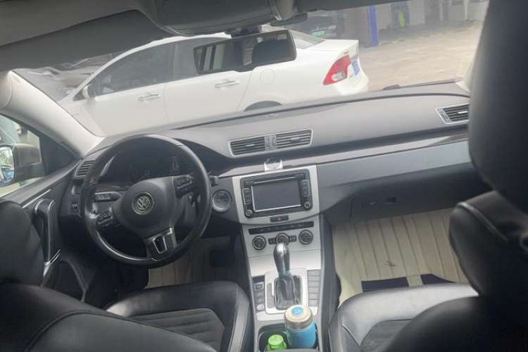 Used Volkswagen Magotan 2013 2.0 TSI Prestige Model
