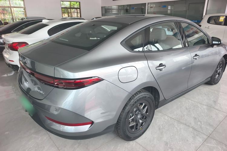 Used BYD Qin PLUS 2025 DM-i Smart Drive 55KM Leading Model
