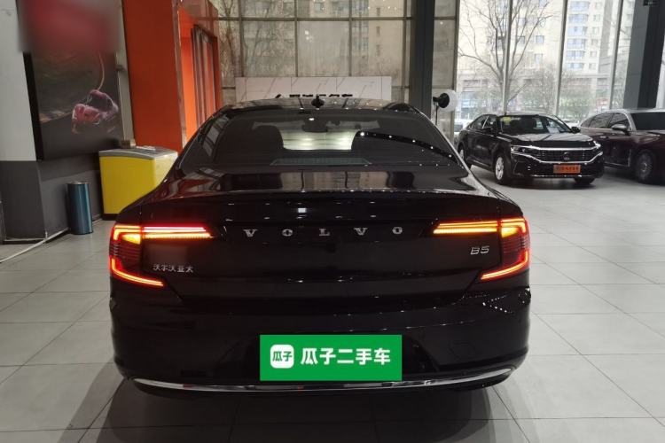 Used Volvo S90 2022 B5 Zhiyi Luxury Edition
