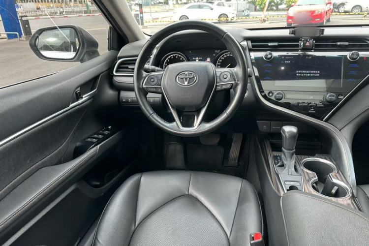Used Toyota Camry 2019 2.0G Luxury Edition China VI Standard