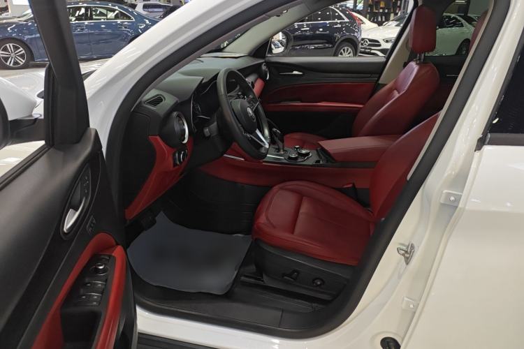 Used Alfa Romeo Stelvio 2017 2.0T 200HP Elite Edition
