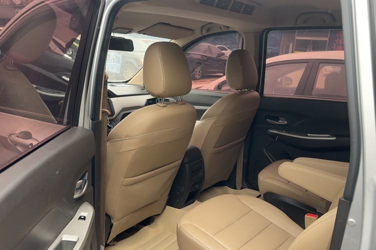 Used Wuling Hongguang 2018 1.5L S Comfort Model L2B
