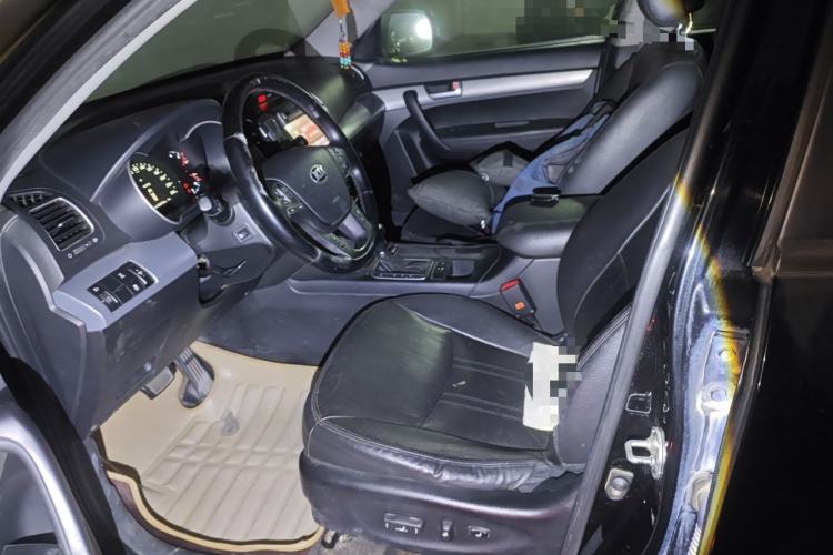 Used Kia Sorento 2013 2.4L 7-Seater Gasoline Luxury Version China IV Standard
