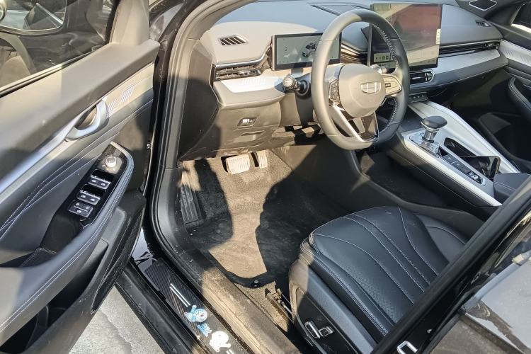 Used Geely Auto Preface 2025 Dongfang Yao 1.5TD Fuyao Edition
