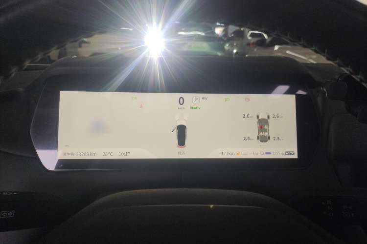 Used  SL03 2023 200Max Range-Extended Version
