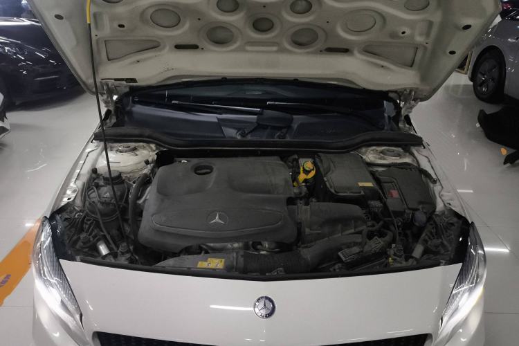 Used Mercedes-Benz A-Class 2016 A 200 Fashion Model
